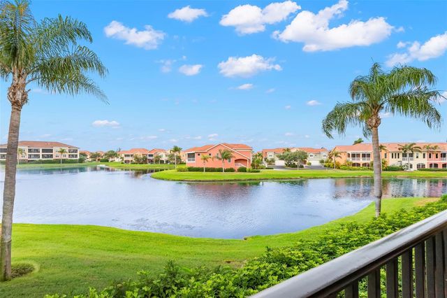 6 ACADEMY WAY S 221, St Petersburg, FL 33711