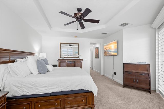 6 ACADEMY WAY S 221, St Petersburg, FL 33711
