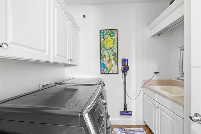 6 ACADEMY WAY S 221, St Petersburg, FL 33711