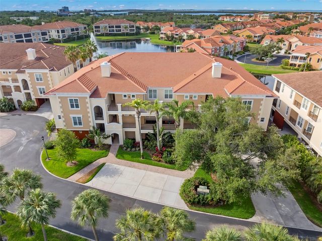 6 ACADEMY WAY S 221, St Petersburg, FL 33711