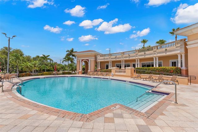 6 ACADEMY WAY S 221, St Petersburg, FL 33711