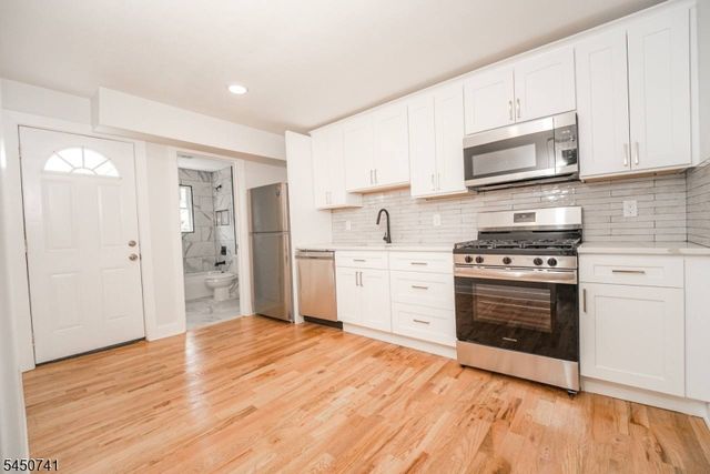 170 Seaman St, New Brunswick City, NJ 08901