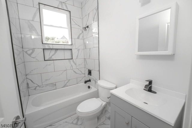 170 Seaman St, New Brunswick City, NJ 08901