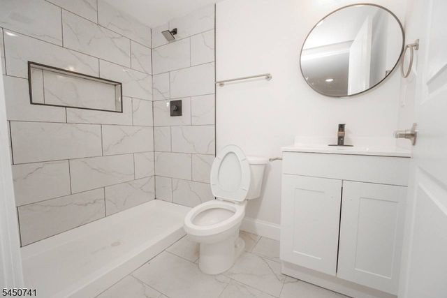 170 Seaman St, New Brunswick City, NJ 08901