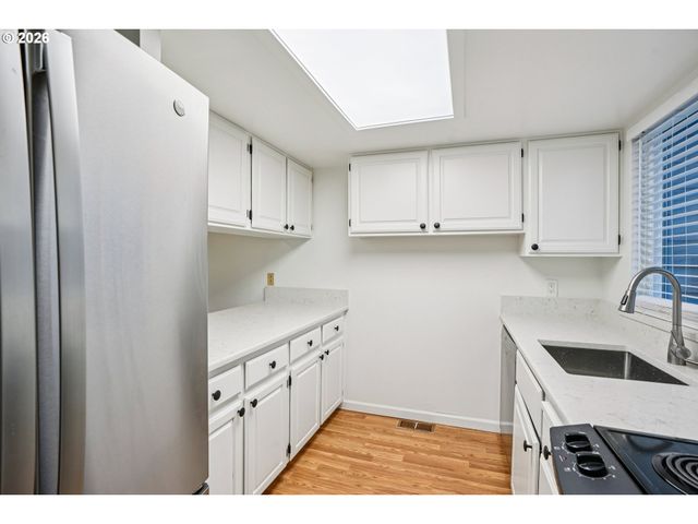 14678 Sw 106TH Ave, Portland, OR 97224