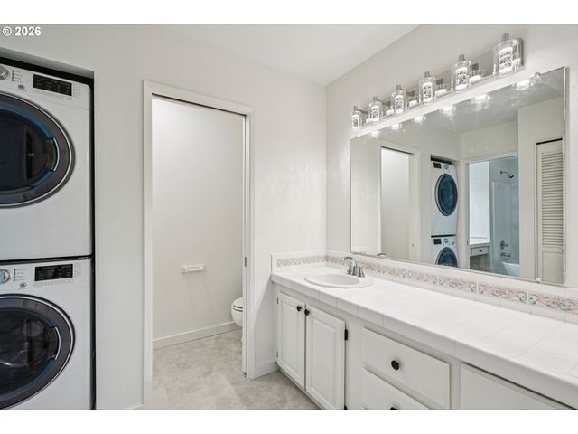 14678 Sw 106TH Ave, Portland, OR 97224