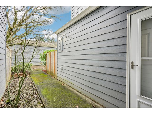 14678 Sw 106TH Ave, Portland, OR 97224