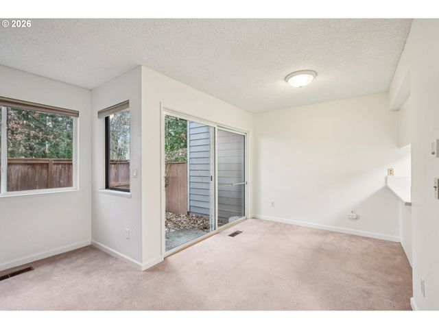 14678 Sw 106TH Ave, Portland, OR 97224