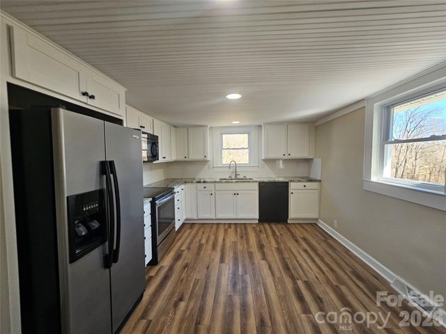 208 W Main Street, Lawndale, NC 28090