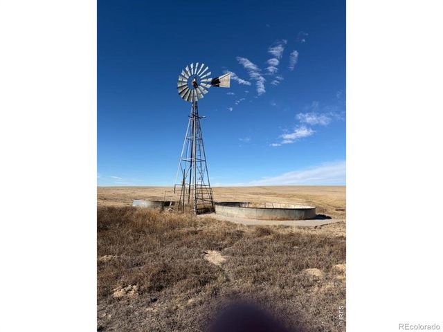 105 Road 38 Road, Stratton, CO 80836