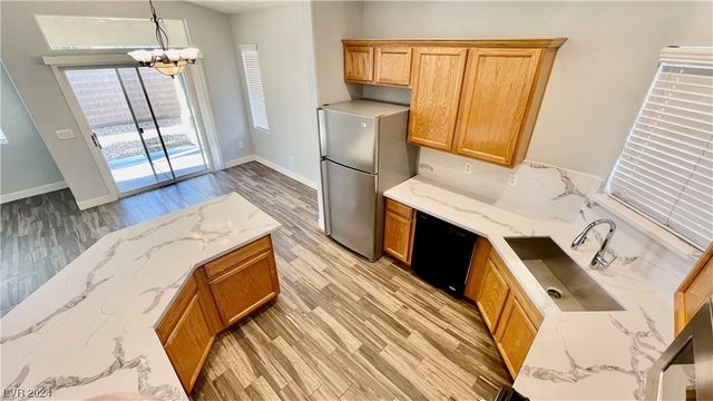 7398 West Shelbourne Avenue, Las Vegas, NV 89113