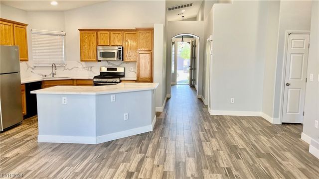 7398 West Shelbourne Avenue, Las Vegas, NV 89113