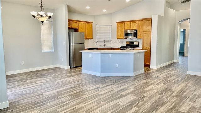 7398 West Shelbourne Avenue, Las Vegas, NV 89113