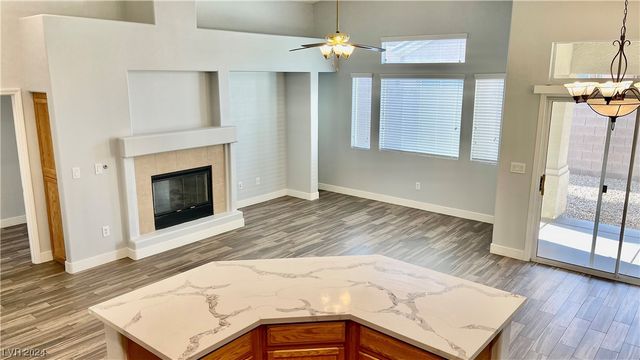 7398 West Shelbourne Avenue, Las Vegas, NV 89113