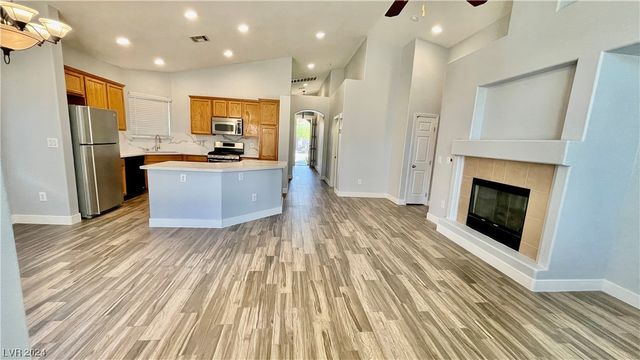 7398 West Shelbourne Avenue, Las Vegas, NV 89113