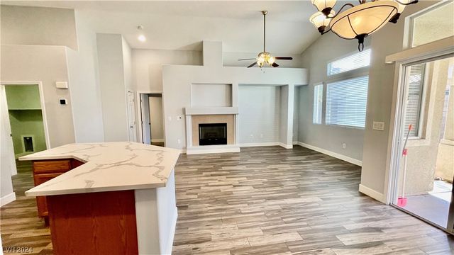 7398 West Shelbourne Avenue, Las Vegas, NV 89113