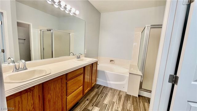 7398 West Shelbourne Avenue, Las Vegas, NV 89113