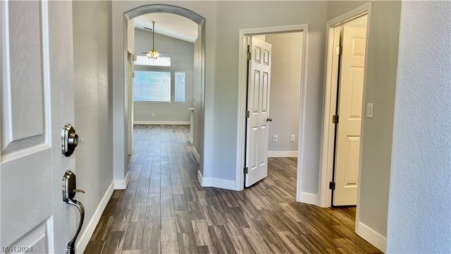 7398 West Shelbourne Avenue, Las Vegas, NV 89113