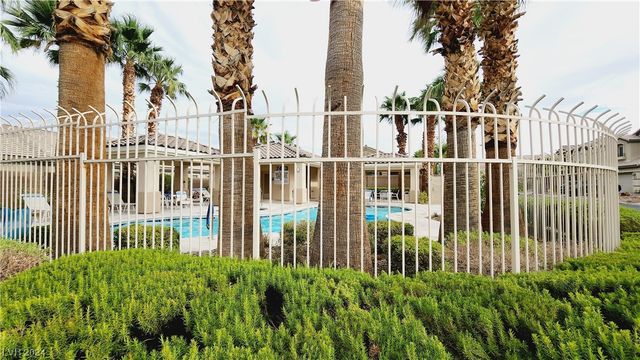 7398 West Shelbourne Avenue, Las Vegas, NV 89113