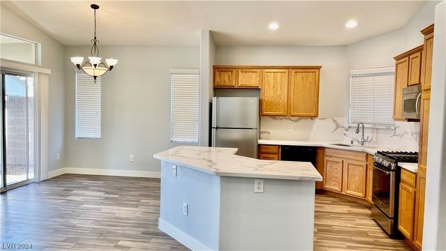 7398 West Shelbourne Avenue, Las Vegas, NV 89113