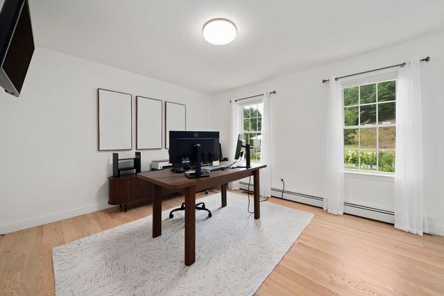 3 Samantha Ln, Plympton, MA 02367