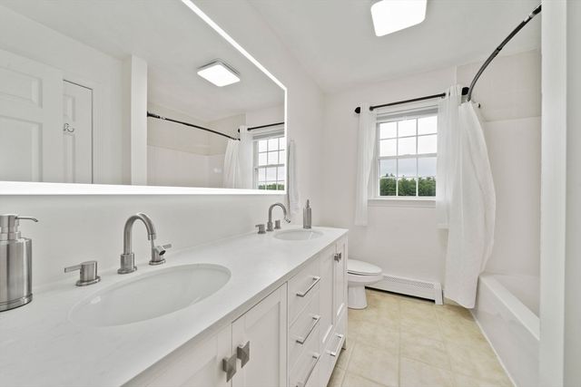 3 Samantha Ln, Plympton, MA 02367