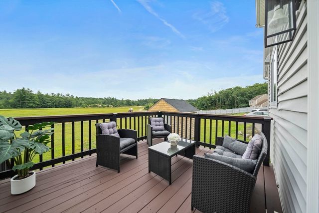 3 Samantha Ln, Plympton, MA 02367