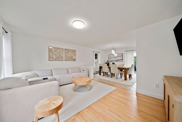 3 Samantha Ln, Plympton, MA 02367