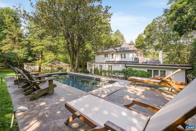 1204 BLUE RIDGE RD, Charlottesville, VA 22903