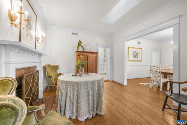 1204 BLUE RIDGE RD, Charlottesville, VA 22903