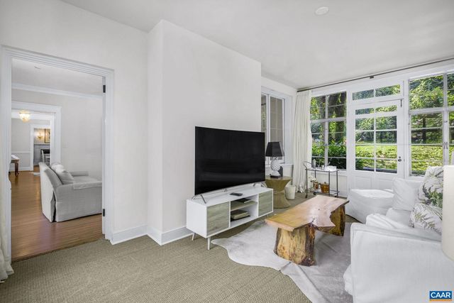 1204 BLUE RIDGE RD, Charlottesville, VA 22903