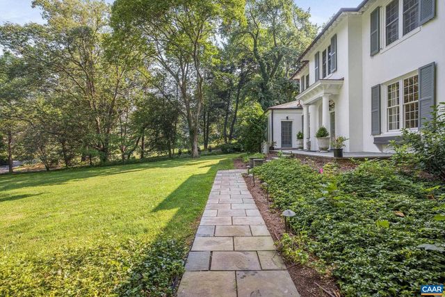 1204 BLUE RIDGE RD, Charlottesville, VA 22903