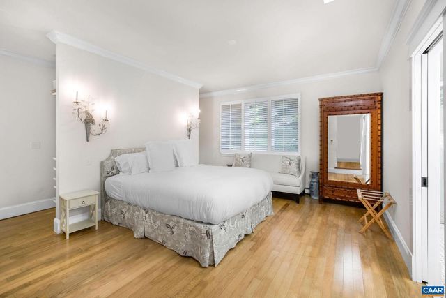 1204 BLUE RIDGE RD, Charlottesville, VA 22903