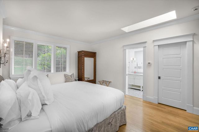 1204 BLUE RIDGE RD, Charlottesville, VA 22903