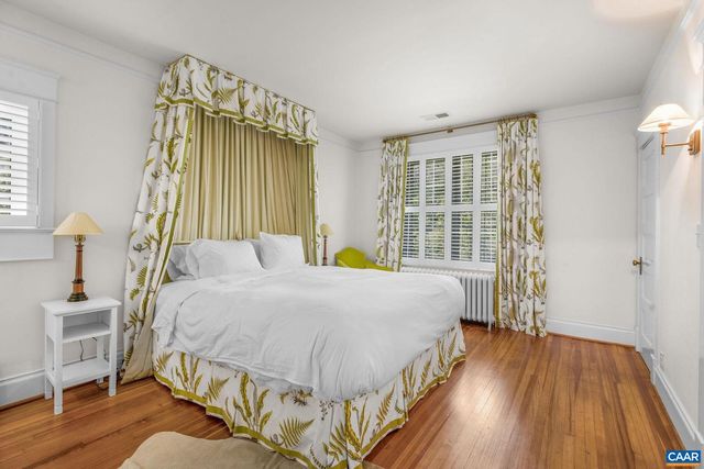 1204 BLUE RIDGE RD, Charlottesville, VA 22903