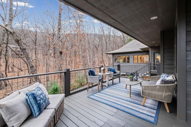 220 Wake Robin Drive, Big Canoe, GA 30143