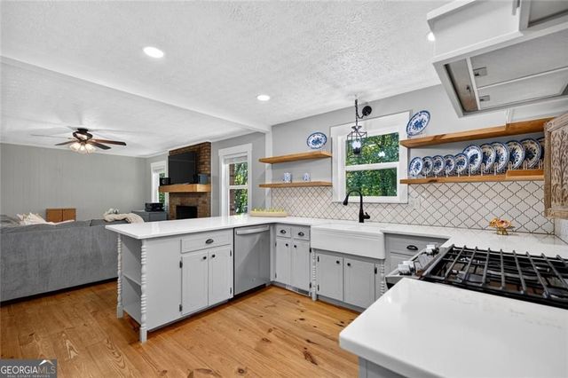3355 Springdale Forrest Circle, Gainesville, GA 30506