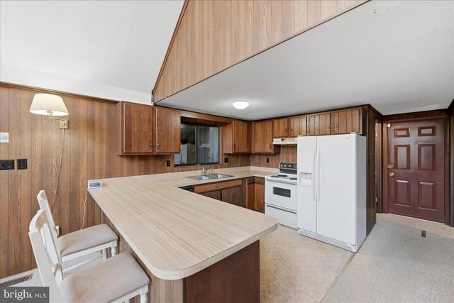313 MILD WINTER RD, Hedgesville, WV 25427
