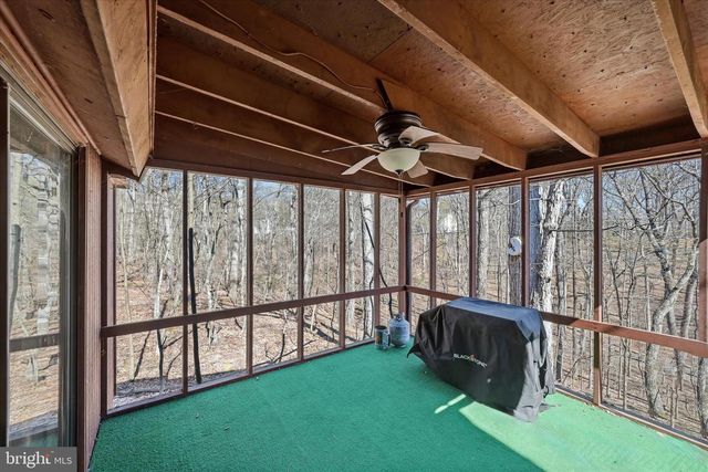 313 MILD WINTER RD, Hedgesville, WV 25427