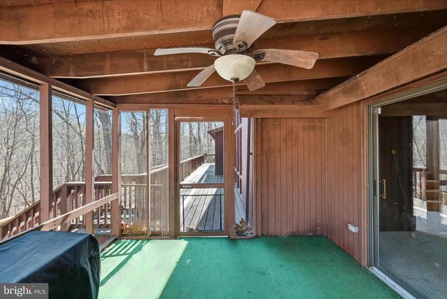 313 MILD WINTER RD, Hedgesville, WV 25427
