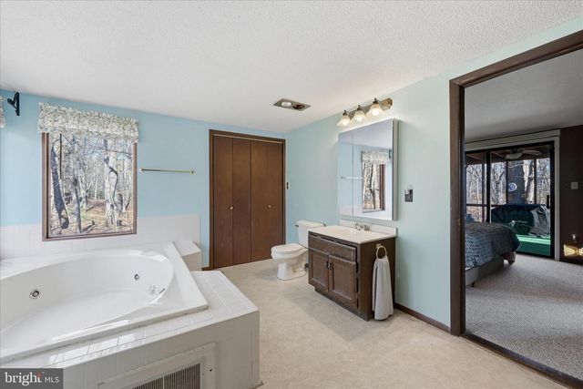 313 MILD WINTER RD, Hedgesville, WV 25427