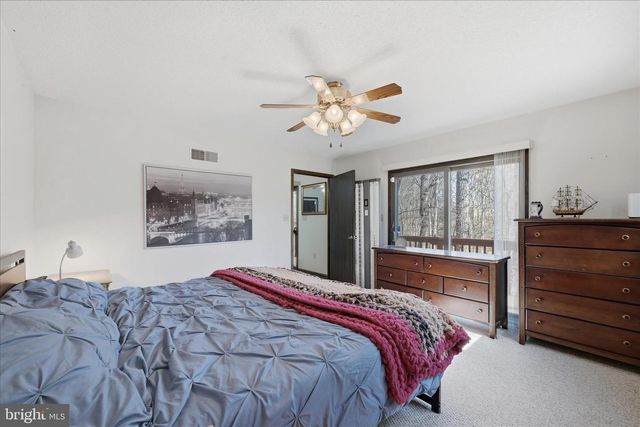 313 MILD WINTER RD, Hedgesville, WV 25427