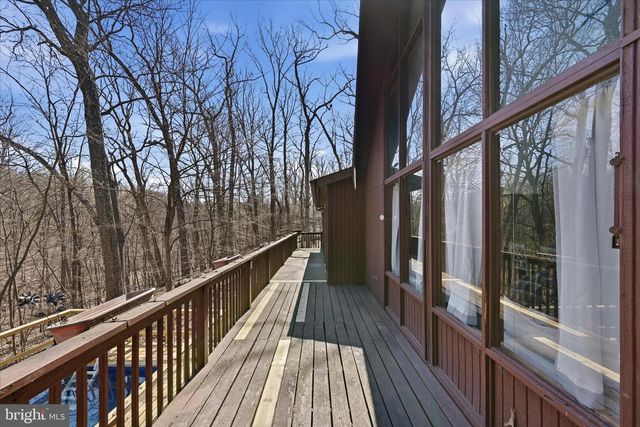 313 MILD WINTER RD, Hedgesville, WV 25427