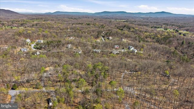 313 MILD WINTER RD, Hedgesville, WV 25427