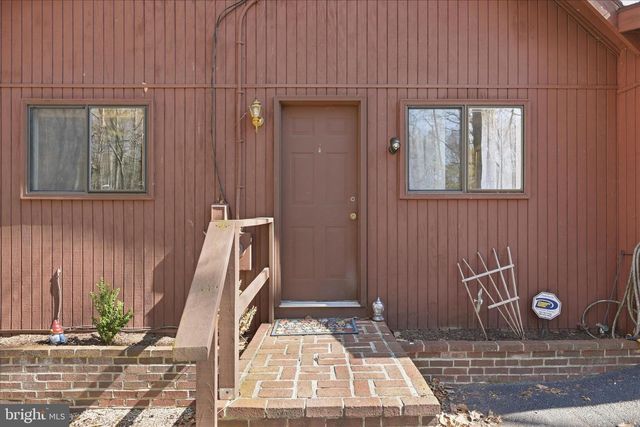 313 MILD WINTER RD, Hedgesville, WV 25427