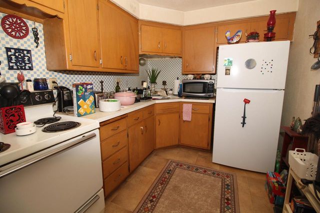 1211 5th AVENUE, West Bend, WI 53095