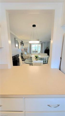 300 Valley Stream Dr # A7, Naples, FL 34113