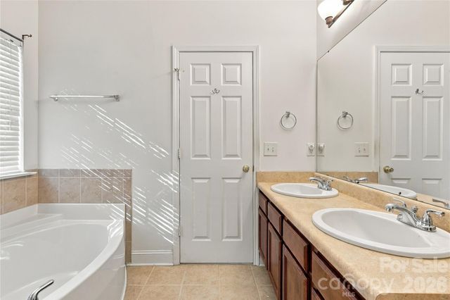 327 Annaberg Lane, Monroe, NC 28110