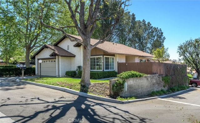 14063 Fenton Lane, Sylmar, CA 91342