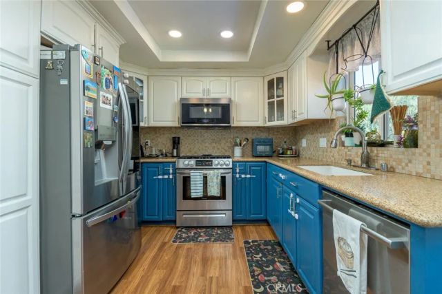 14063 Fenton Lane, Sylmar, CA 91342